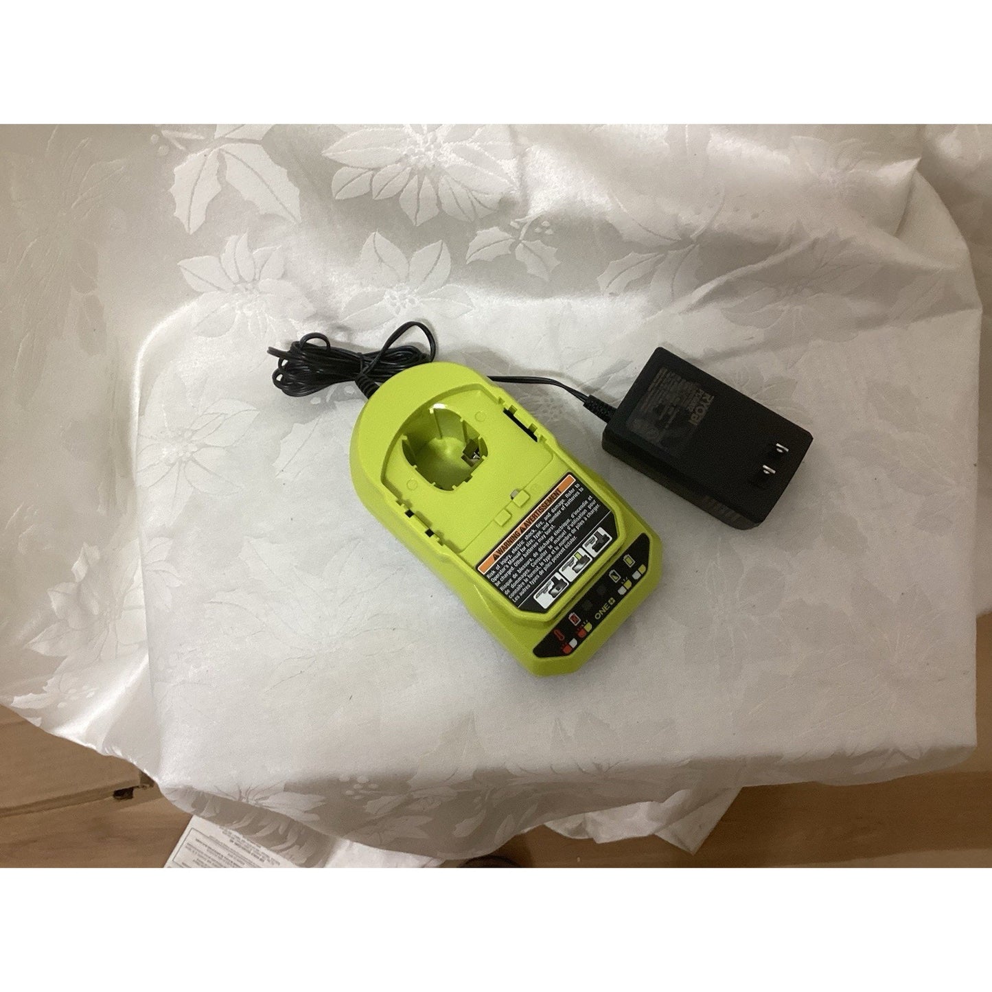 Ryobi ONE 18V Green Power Tool Battery Charger with Adapter for 18V 183 T-182
