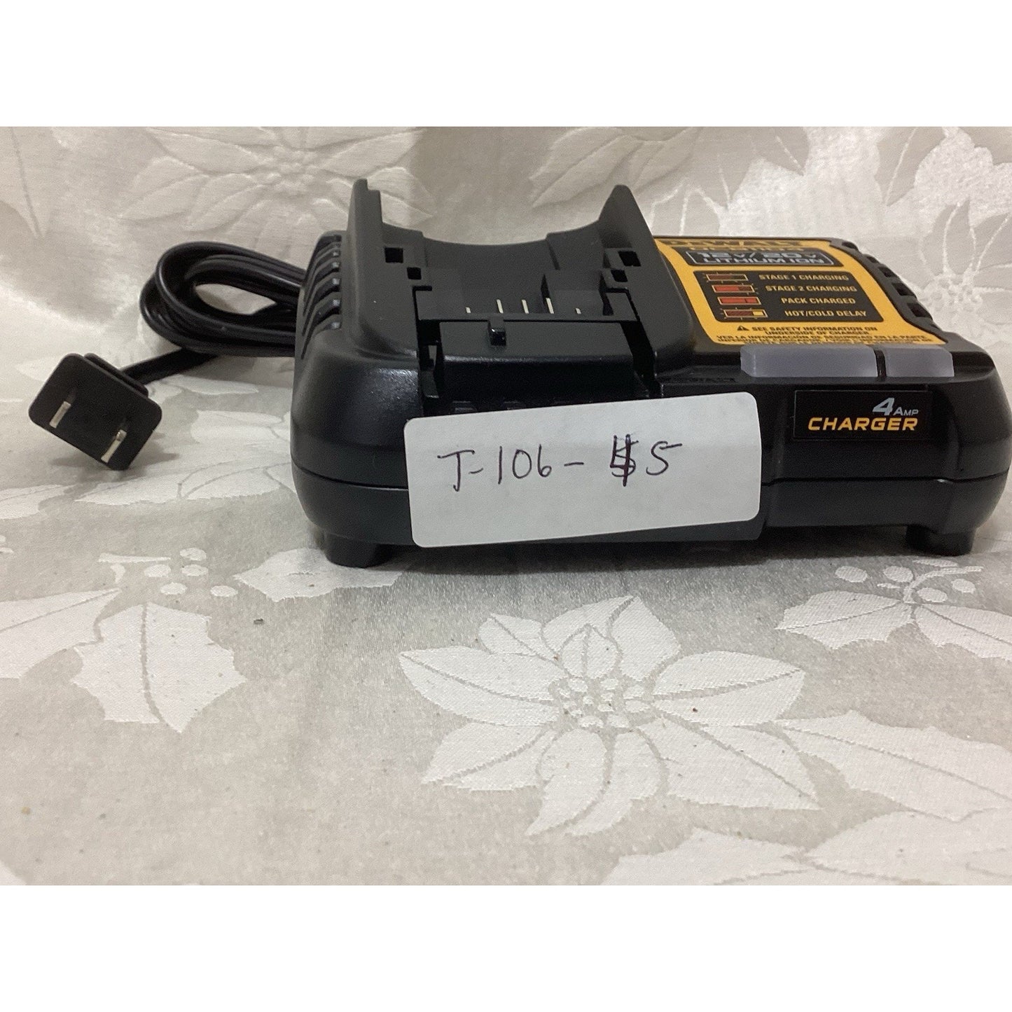 New DEWALT DCB1104 12V/20V Black Lithium-Ion Battery Charger Power Tool