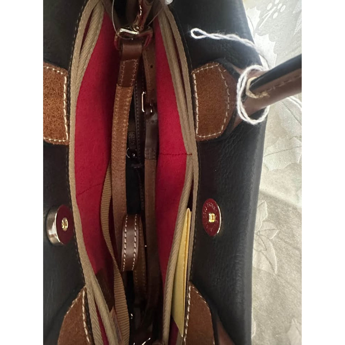 New Dooney & Bourke Tassel Tote Black Leather Handbag. B-285