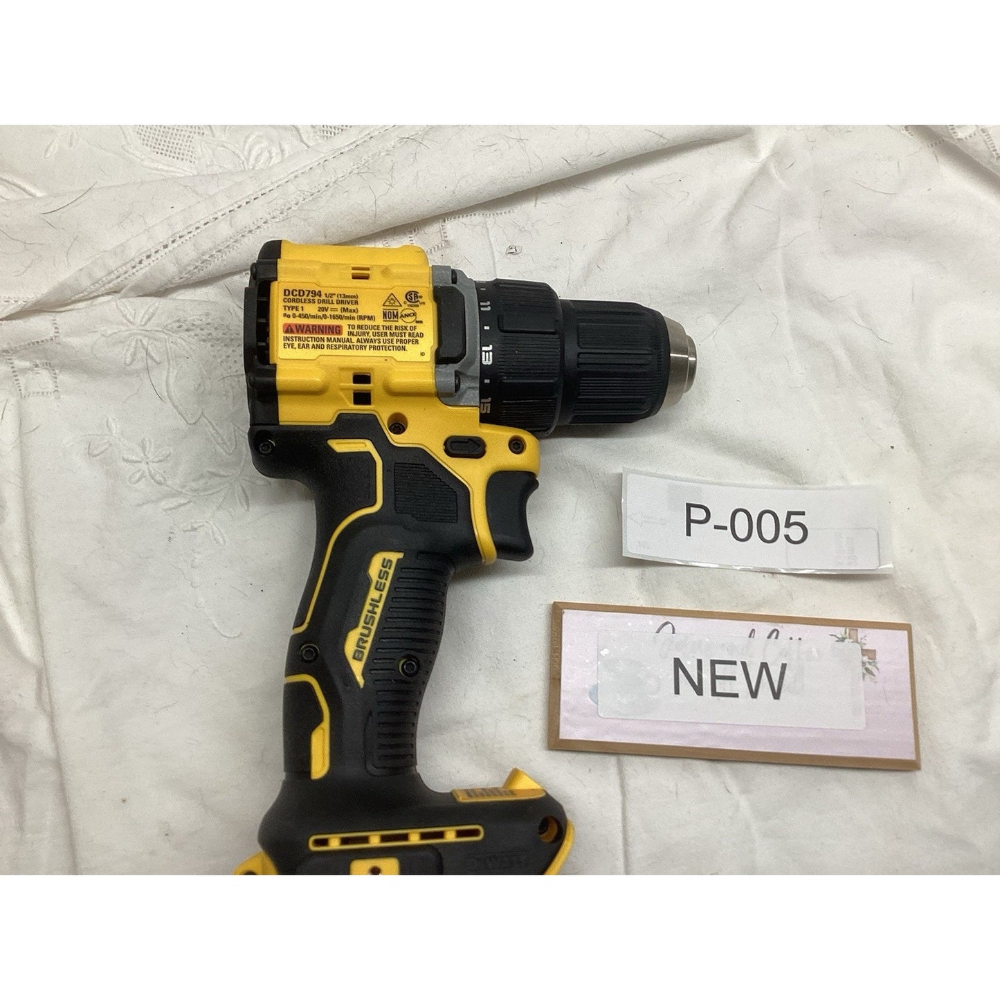DEWALT ATOMIC COMPACT SERIES 20V MAX Cordless Drill - DCD794B P-005