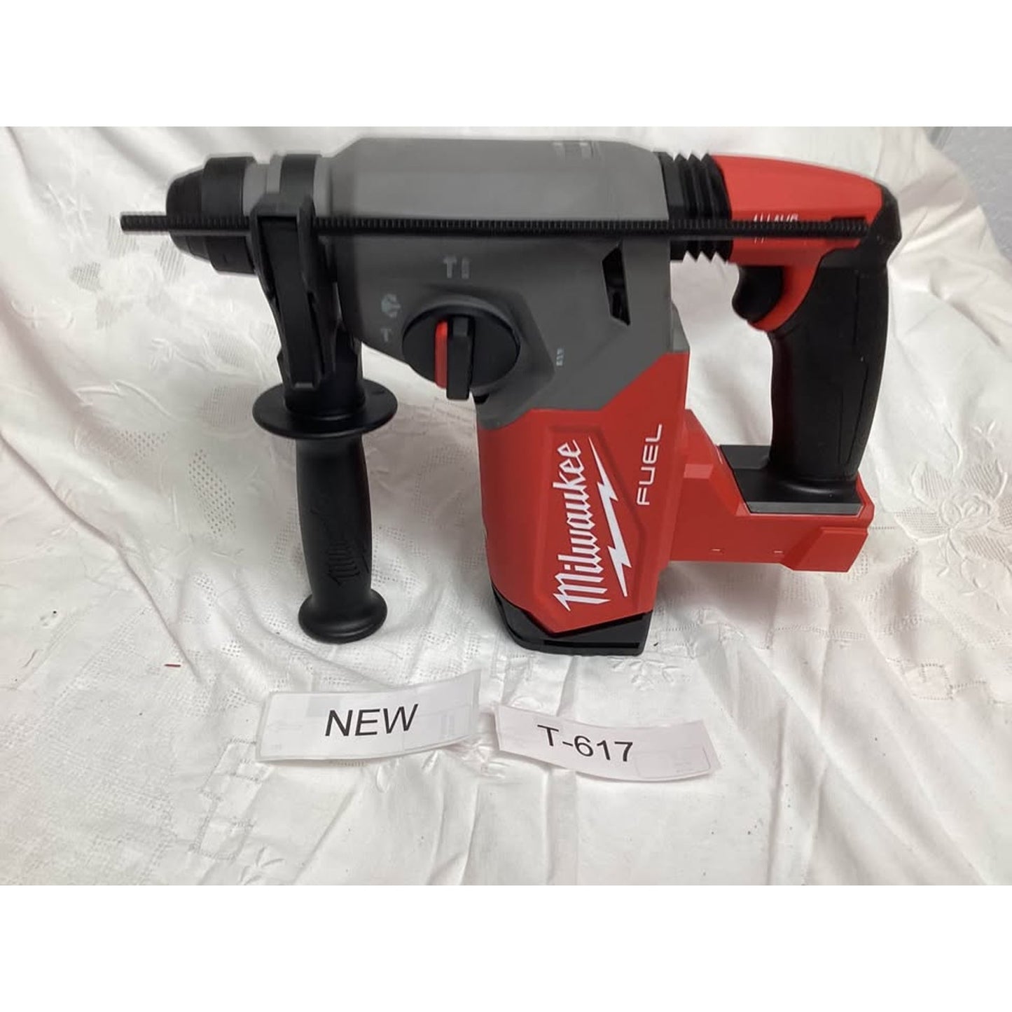 Milwaukee M18 FUEL Rotary Hammer T-617