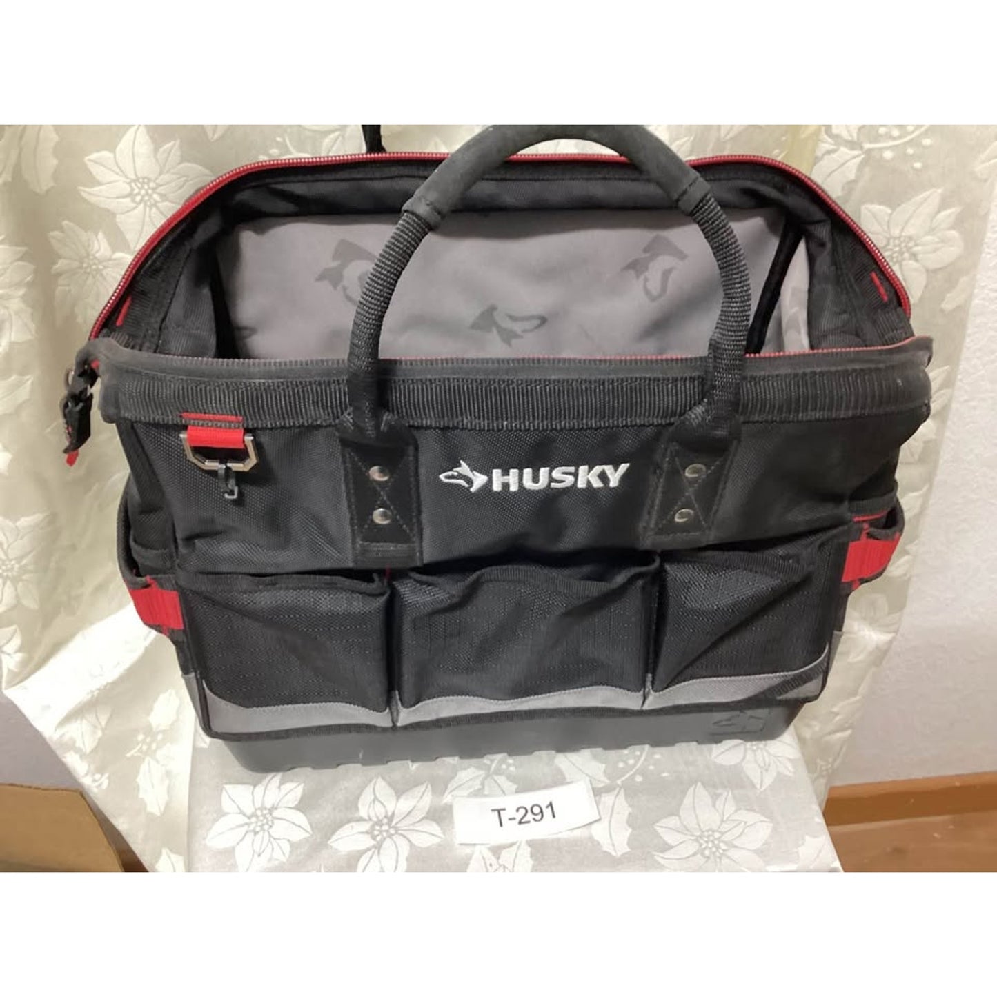 Husky 16in Heavy-Duty Pro Tool Bag New With Tags T-291