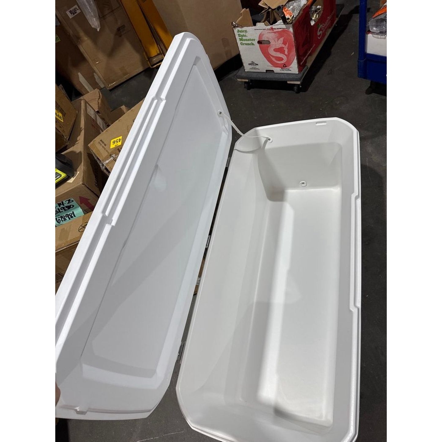Coleman 316 Series 150-Quart Marine Hard Cooler White, One Size
