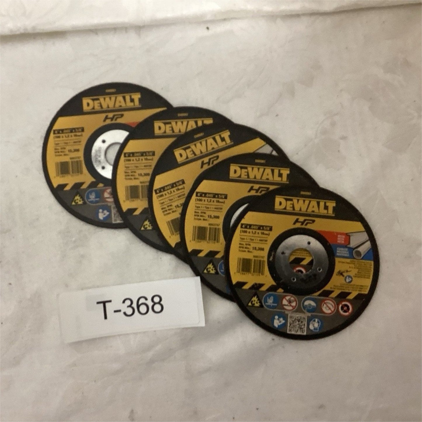 DEWALT DW8954 Type 1 Metal Cut-Off Wheels 4-1/2in x .045in 7/8in 60G T368