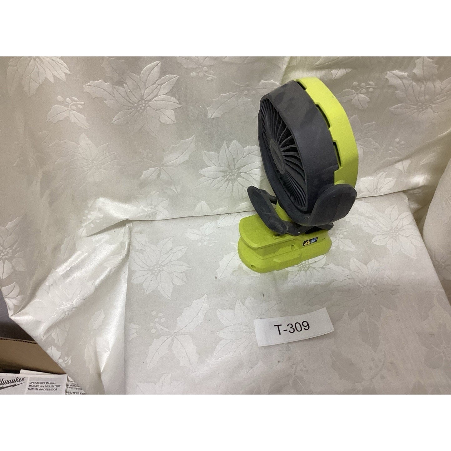 RYOBI Battery Powered Clip-On Portable Fan Adjustable Tilt Green/Gray T-309