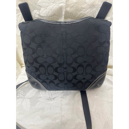 Preloved Coach Signature C Black Shoulder Bag  B293