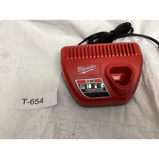 Milwaukee M12 Lithium-ion Battery Charger - Red (48-59-2401) T-654