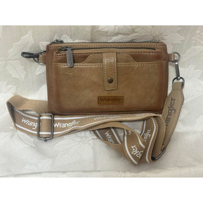 Wrangler Crossbody Bag. B183-4035