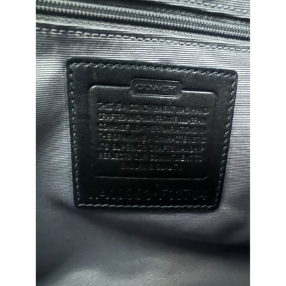 Prelov Coach BlCK Leat Shou Bag F13764. Very good cond B295.