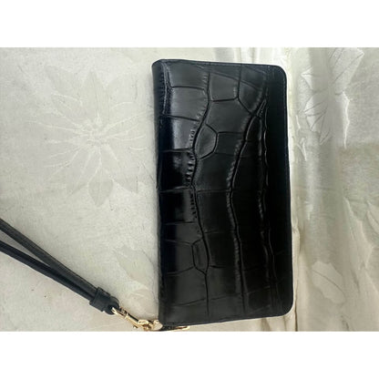 Preloved Coach Black Croc Embossed Wallet Wristlet  B292