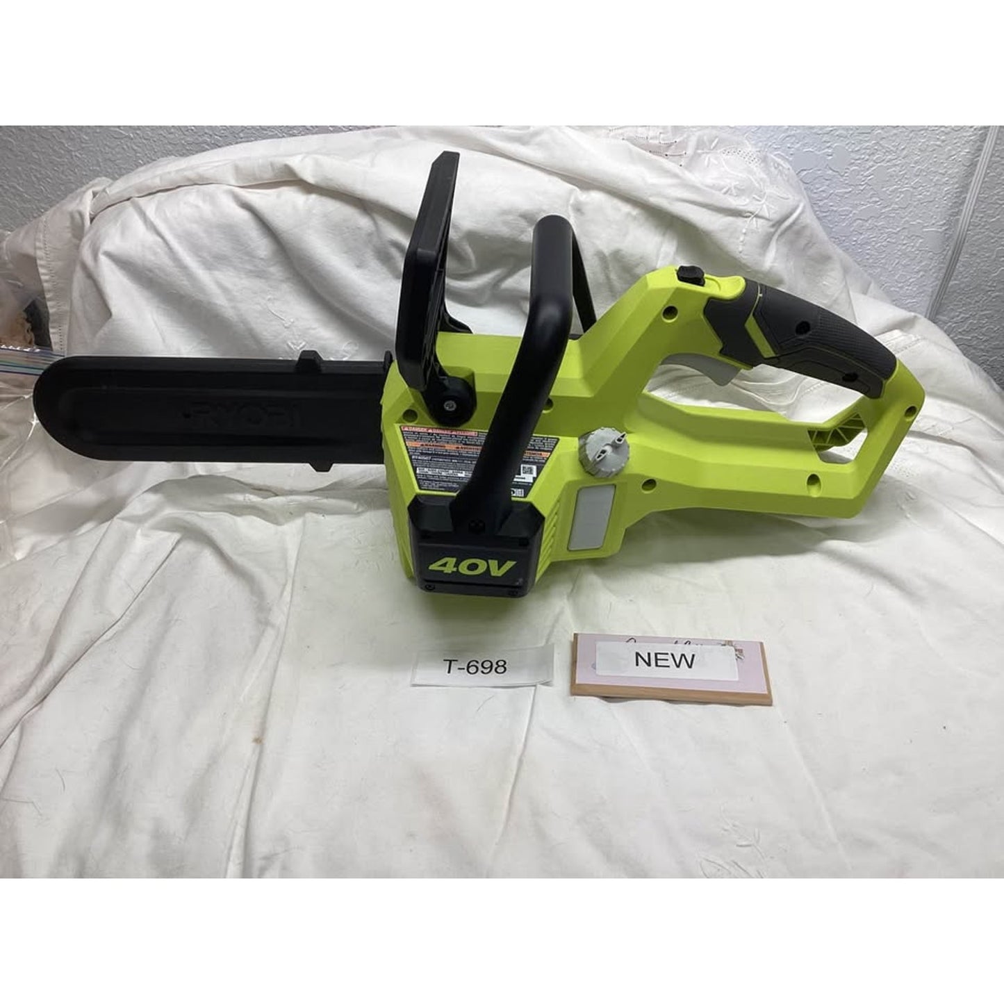 Ryobi 10-inch Chainsaw T-698