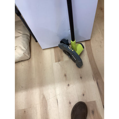 RYOBI ONE+ 18V 9 in. Cordless Battery Edger P2300VNM Z603 T-697