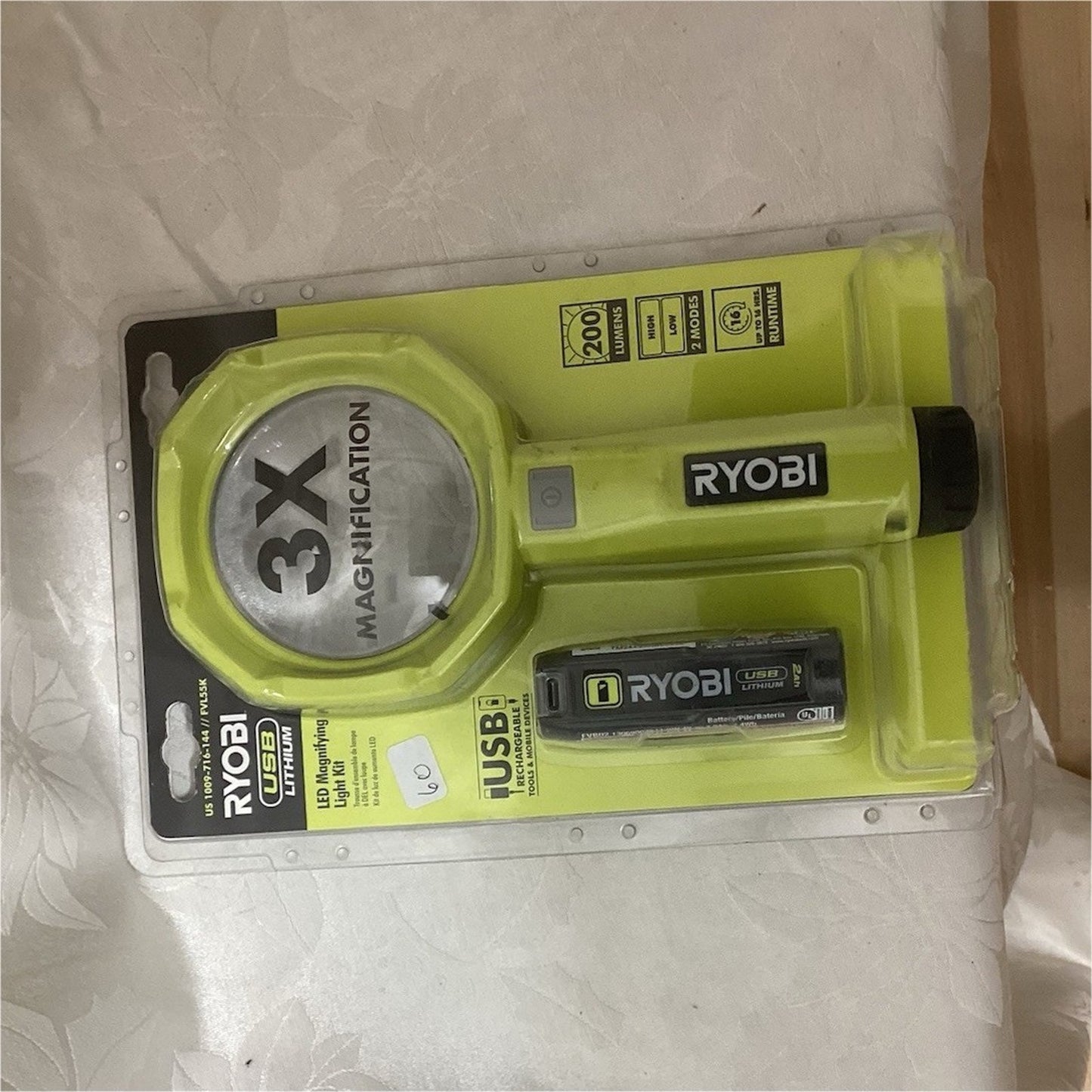 RYOBI USB Rechargeable Magnifier Light LED 3X 3.7V Green Plastic Portable