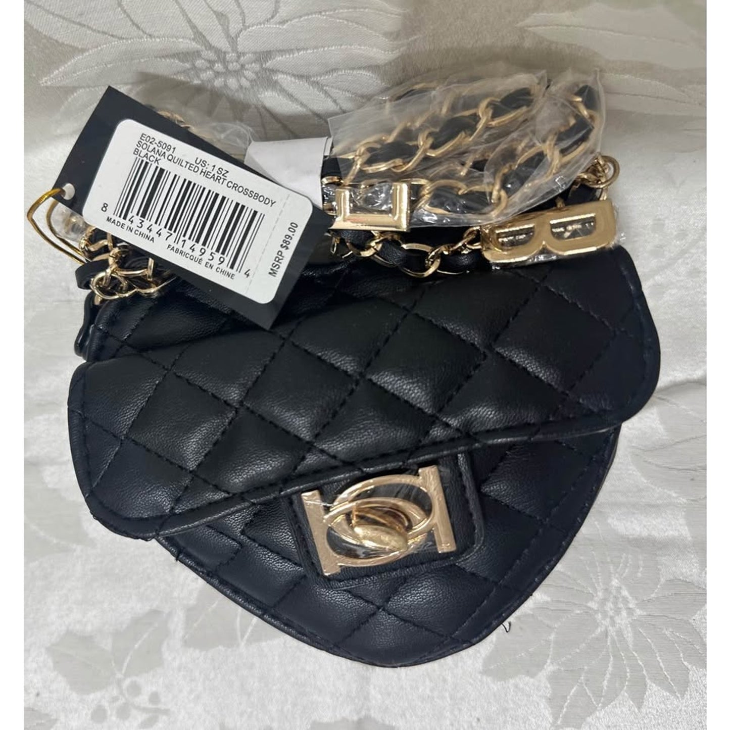 NEW BEBE Solana Quilted Heart Crossbody black. B131-