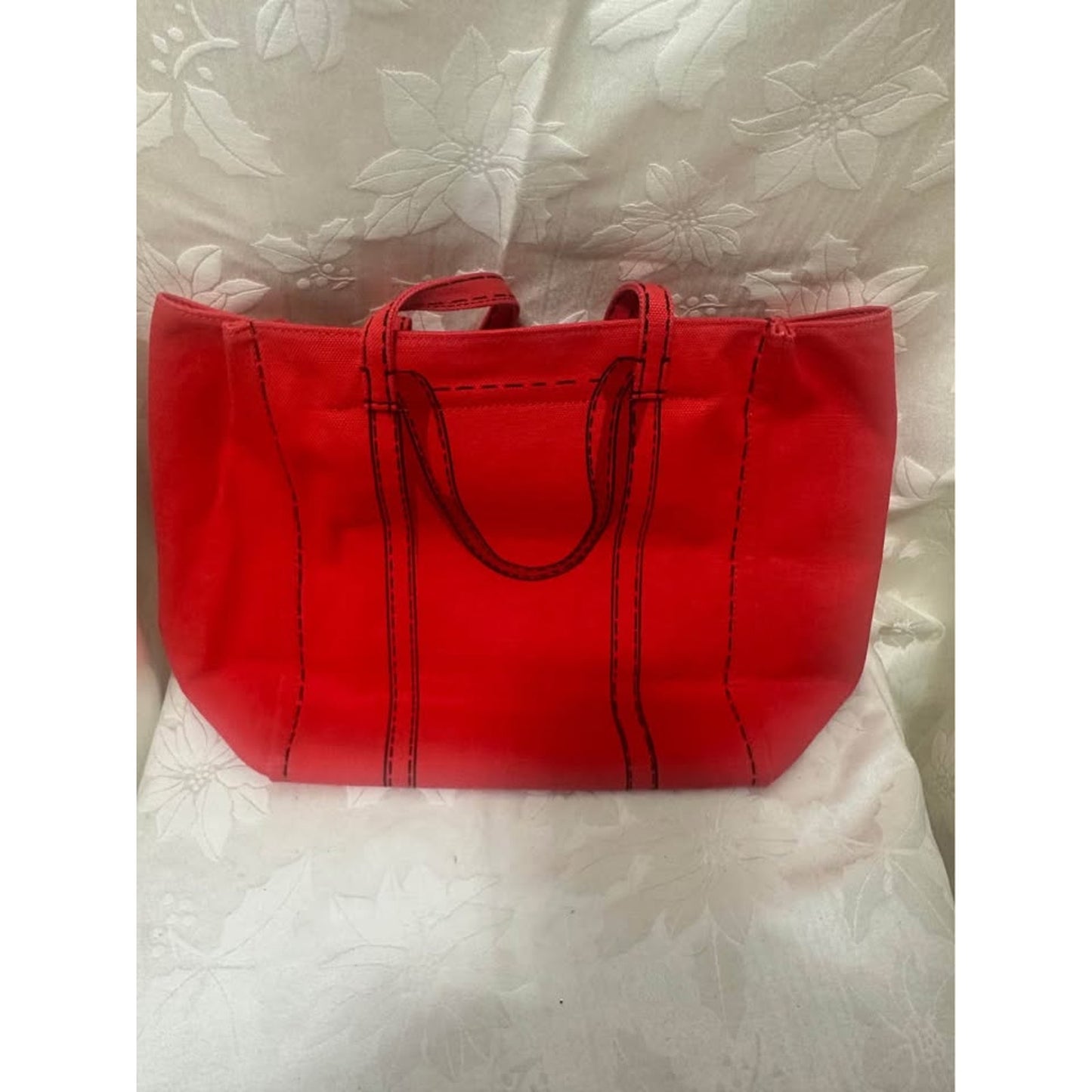 Marc Jacobs Tote Red canvas  hand painted limited edit B-319