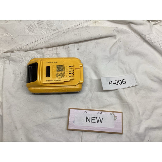 DeWalt DCB230 Battery Type 2 20V MAX 3Ah 21700 Lithium Ion Compact Power Tool