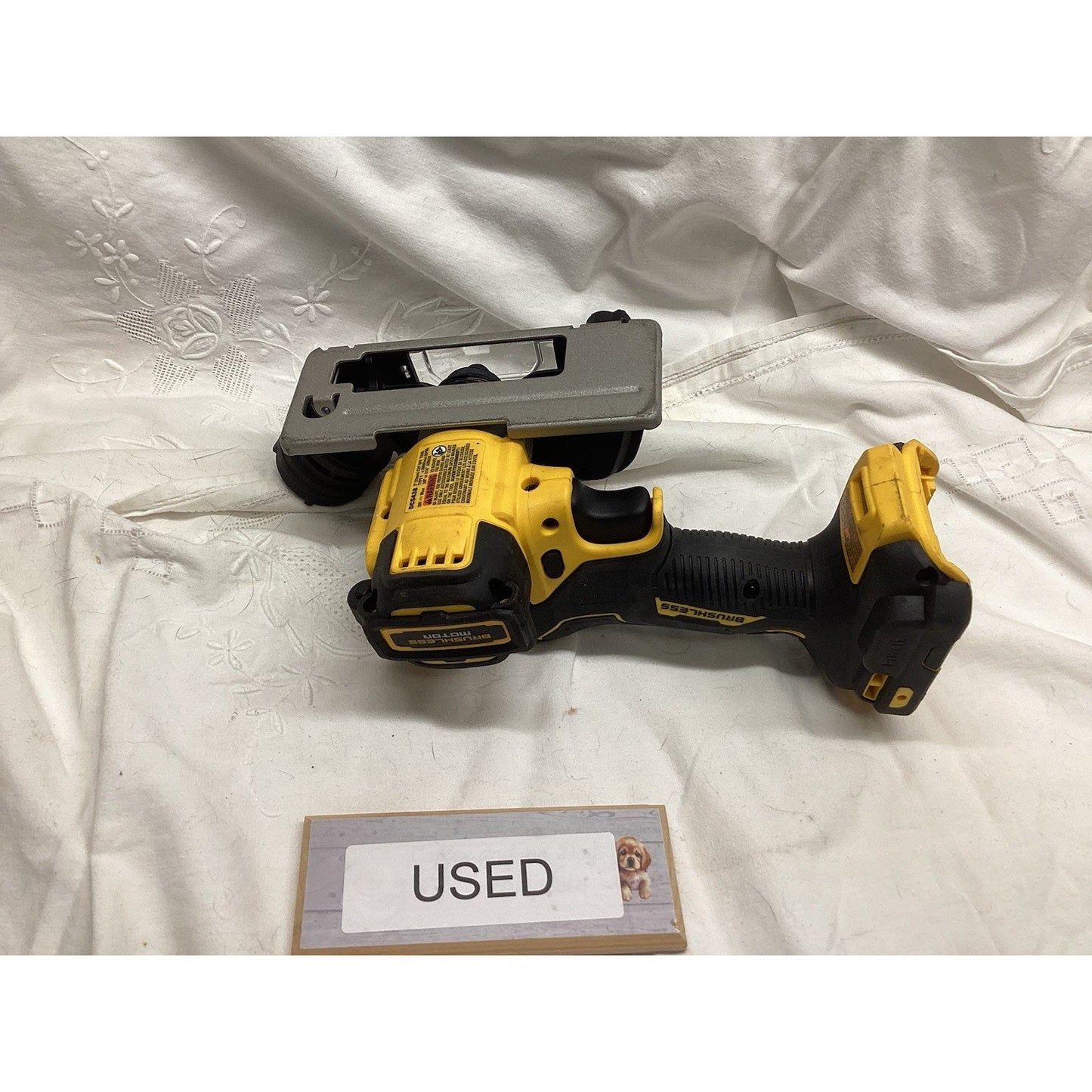 DEWALT DCS438B 20V 4.5 inch Circular Saw - Black P-003