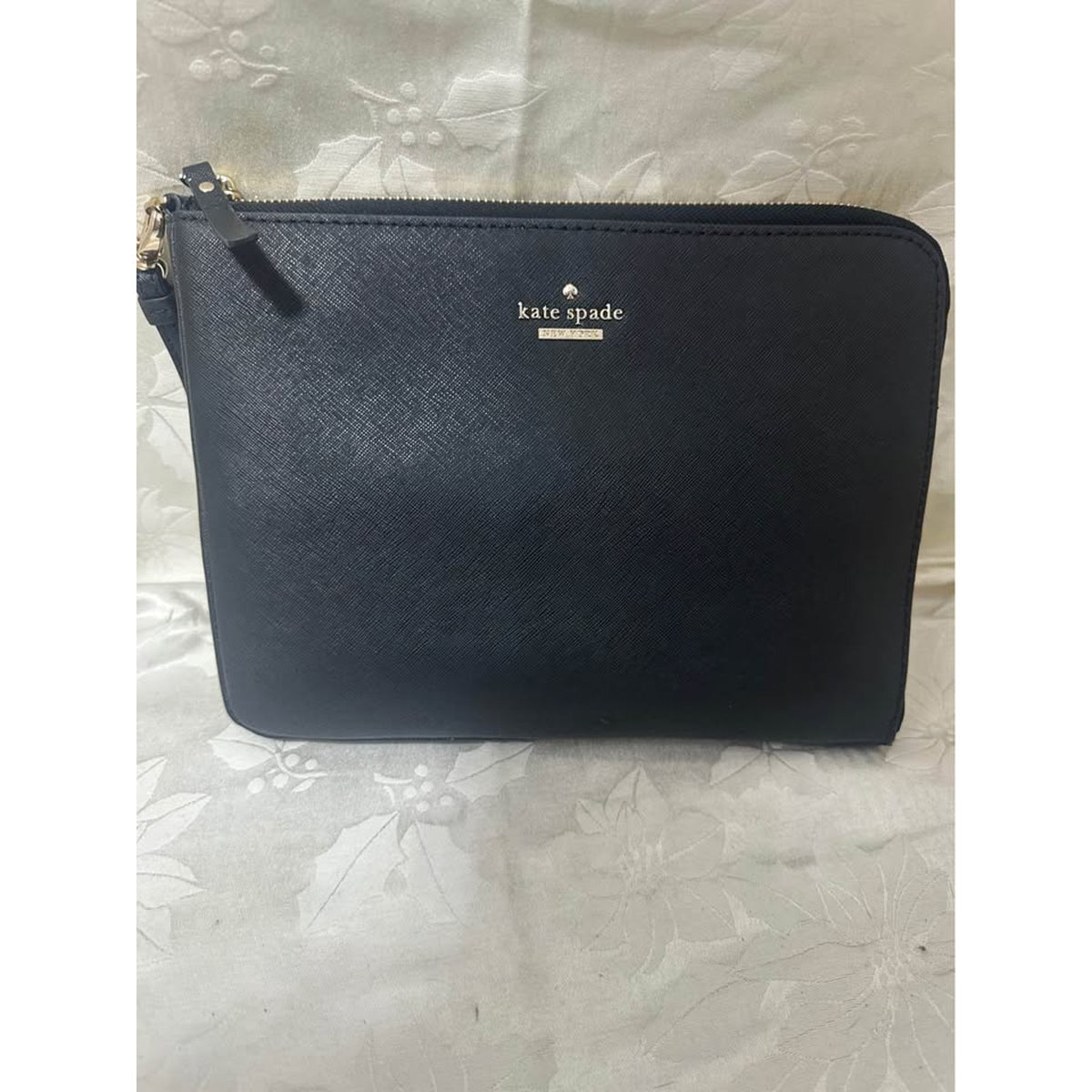 Pre-loved Kate Spade Black Saffiano Leather charge it Pouch. B-315