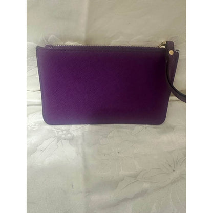 New Kate Spade New York purple pouch wristlet. B-300