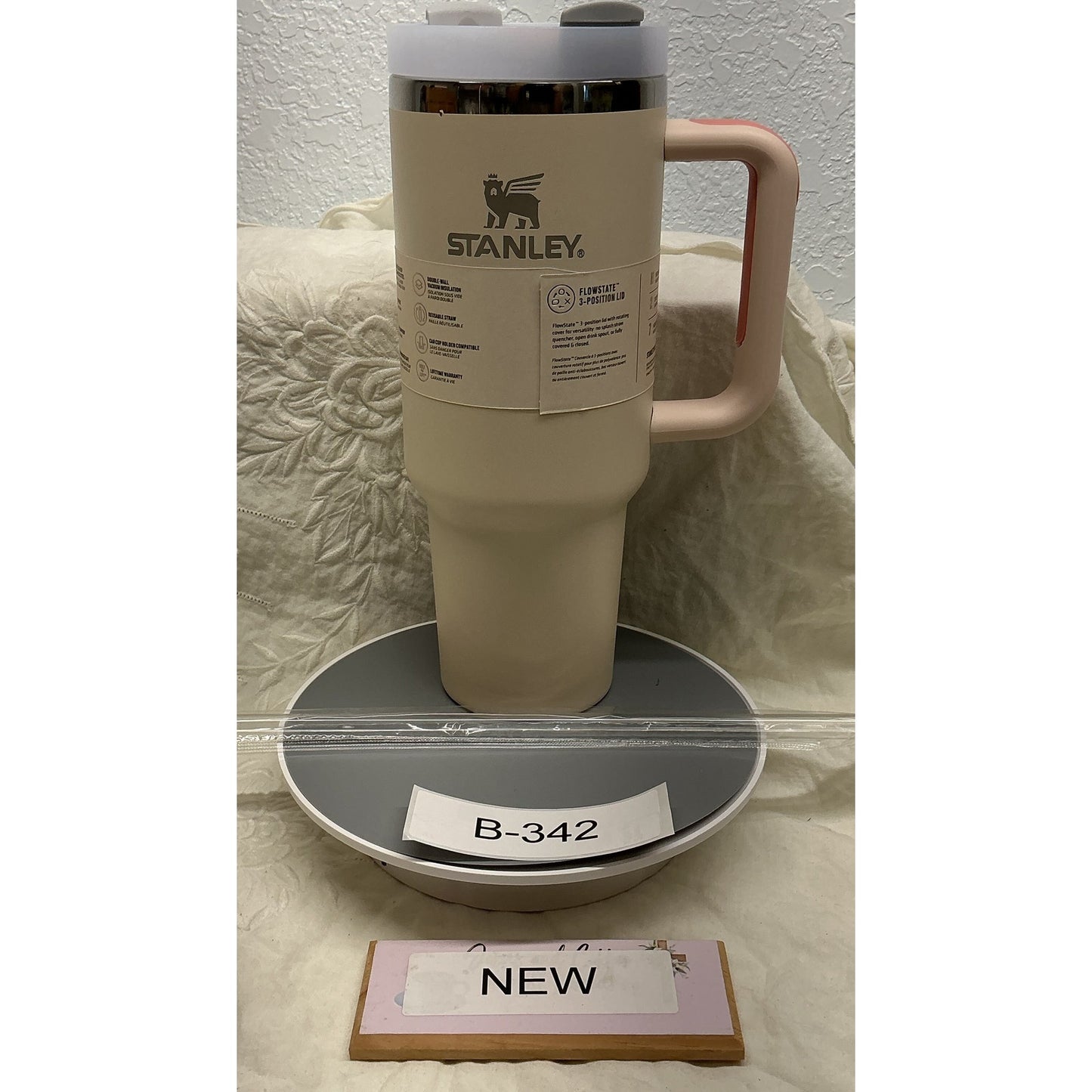 NEW IN BOX, CREAM STANLEY 40oz TUMBLER B-342