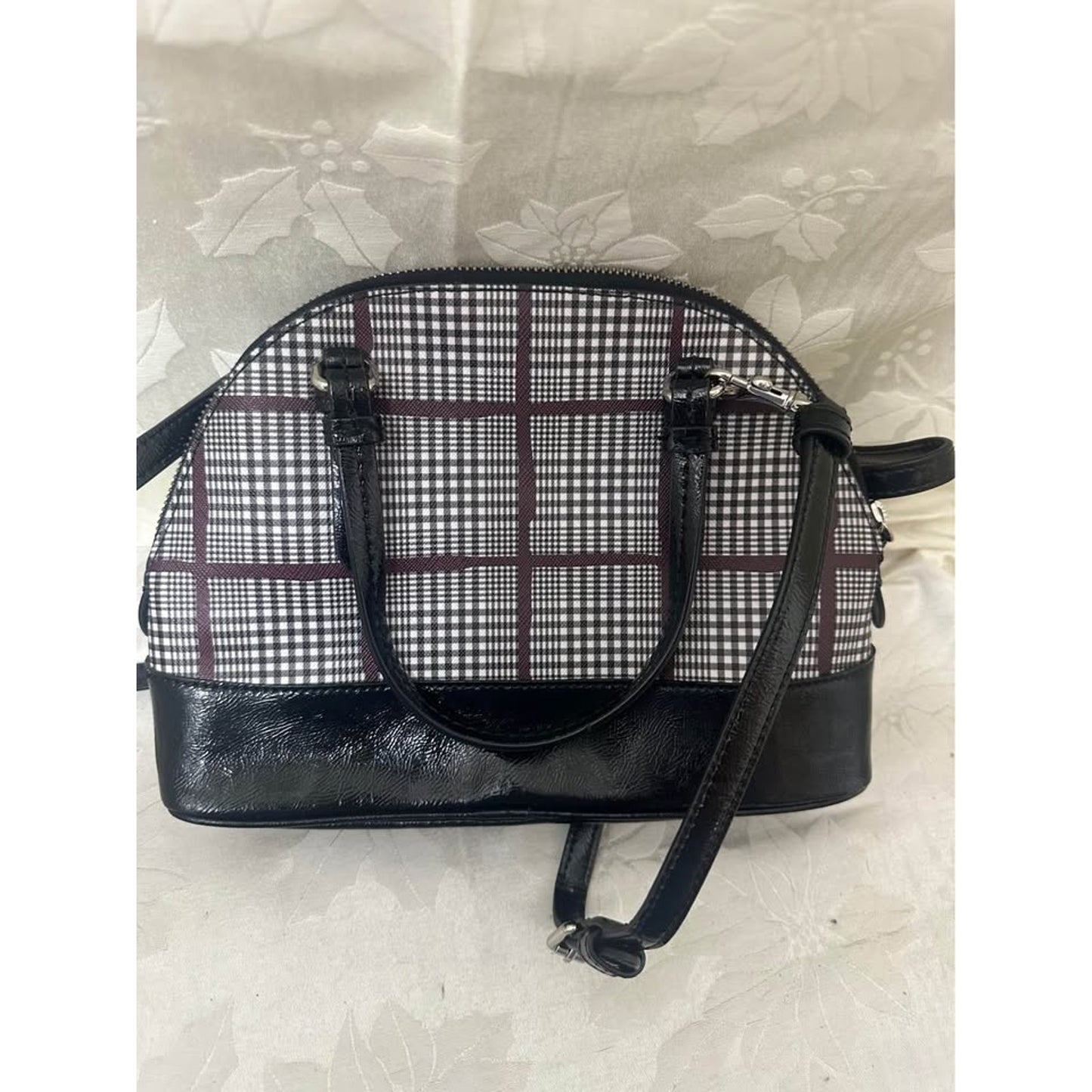 Pre-loved Coach Plaid Dome Satchel Handbag Pat Leather B-314