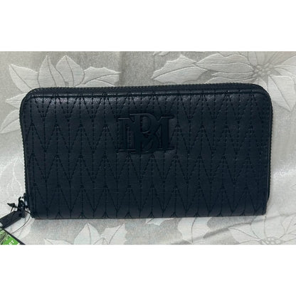 Badgley Mischka Black Quilted Wallet with Phone Holder. B133