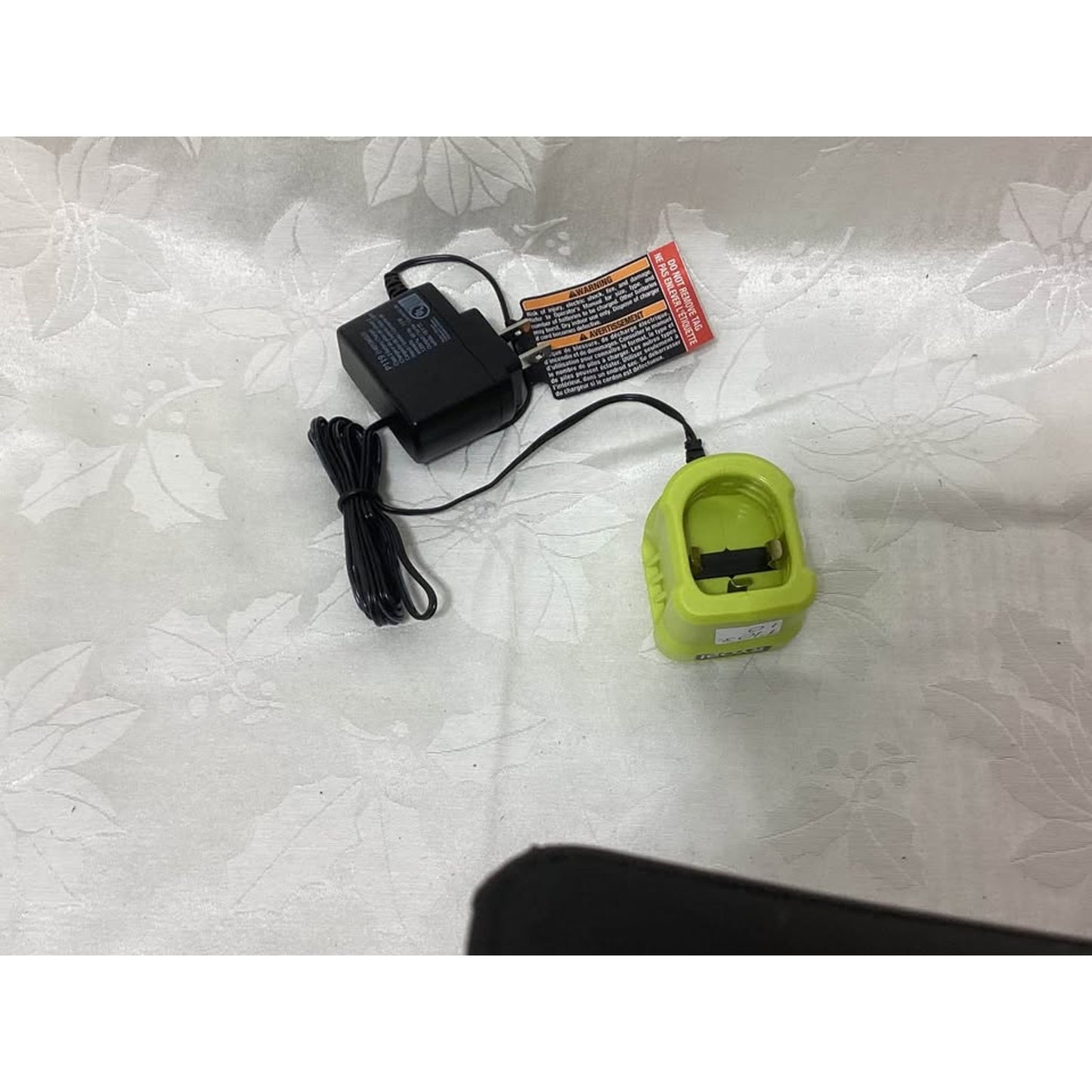 Ryobi ONE+ Battery Charger T-589