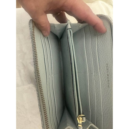 Pre-loved Tory Burch Pale Blue Pebbled Leather Continental Wallet. B-302