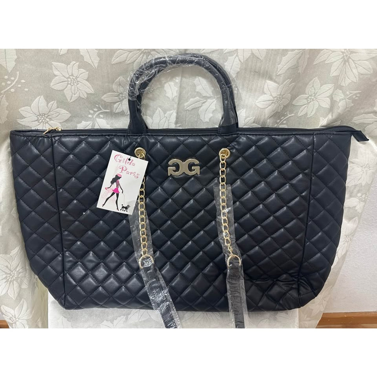 Gilda Paris Black Quilted Tote Bag Ex large. B146