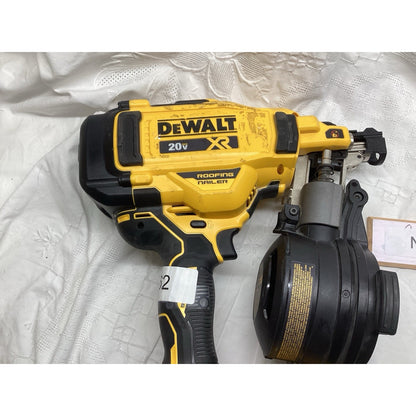 DEWALT DCN45RN 18V XR Cordless Roofing Coil Nail Gun T-462