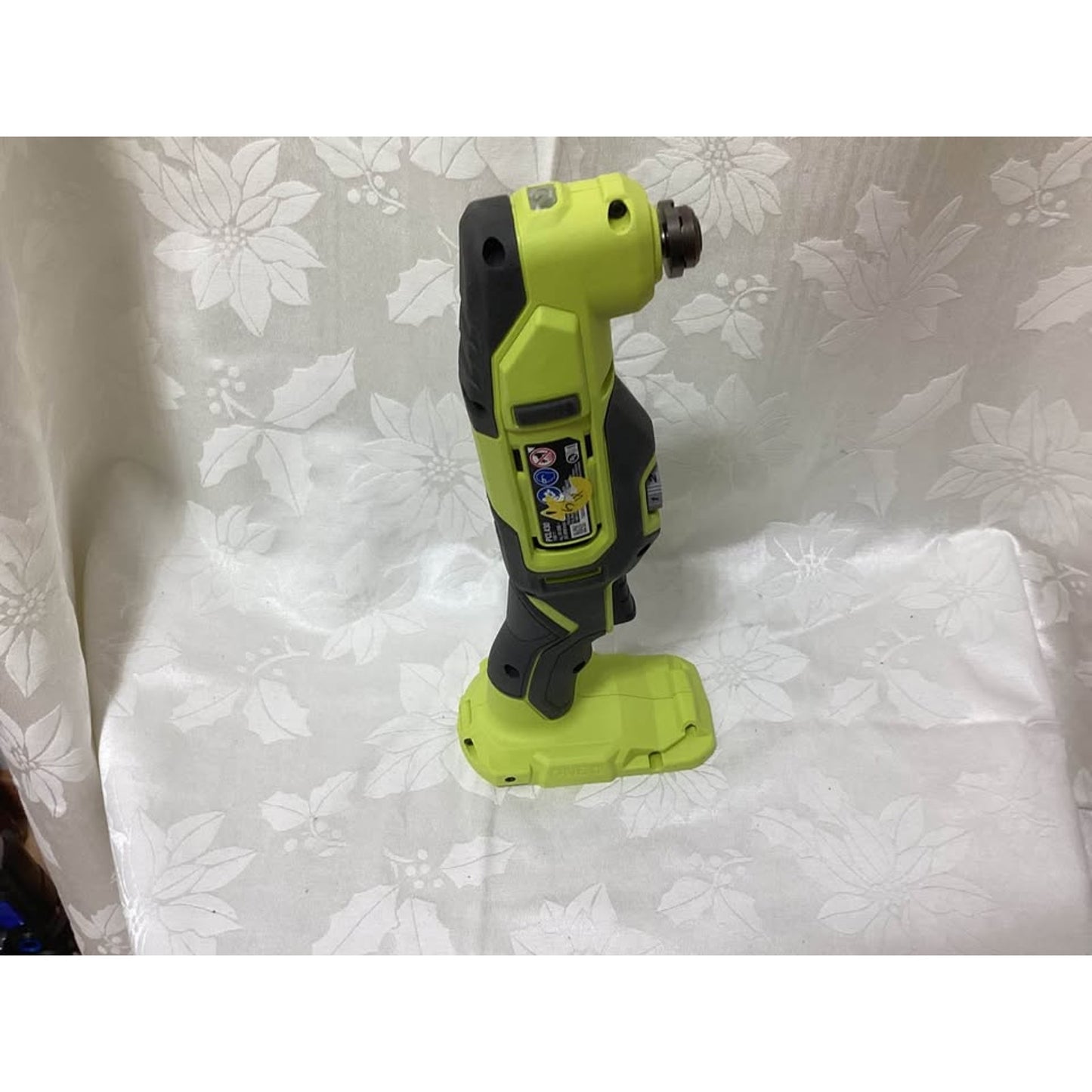 Ryobi ONE+  multi tool T-565 no reply to is this available