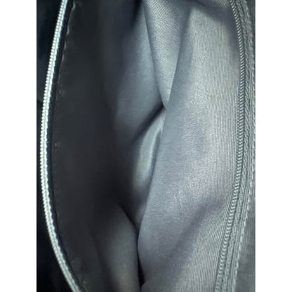 Prelov Coach BlCK Leat Shou Bag F13764. Very good cond B295.