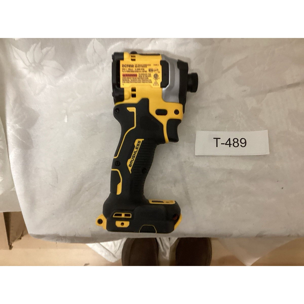DEWALT DCF850B ATOMIC 20V MAX 1/4 inch Cordless Impact Driver T-489