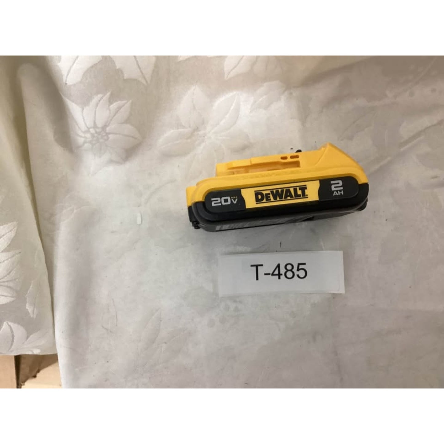 DeWalt 20V MAX 2AH Battery T-485