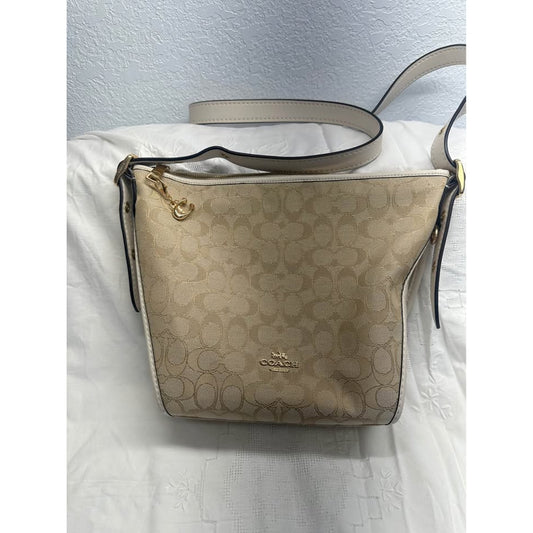 NeW Coach Signature Canvas Shoulder Bag Beige Cream. B-322