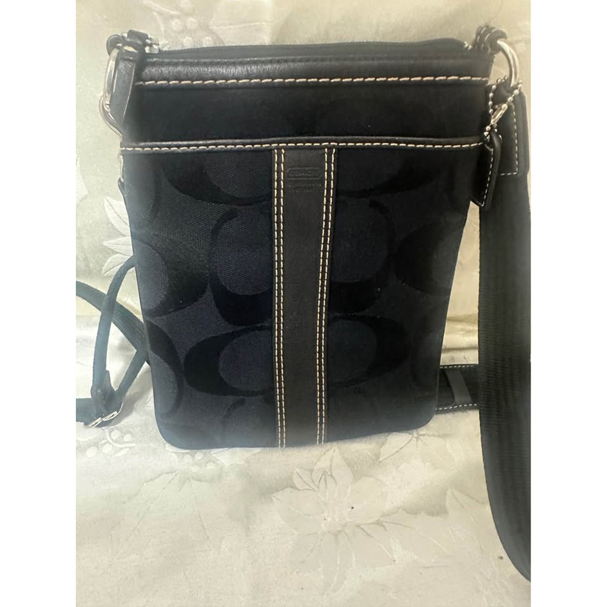 Pre-loved Coach black signature C monogram crossbody  B-308