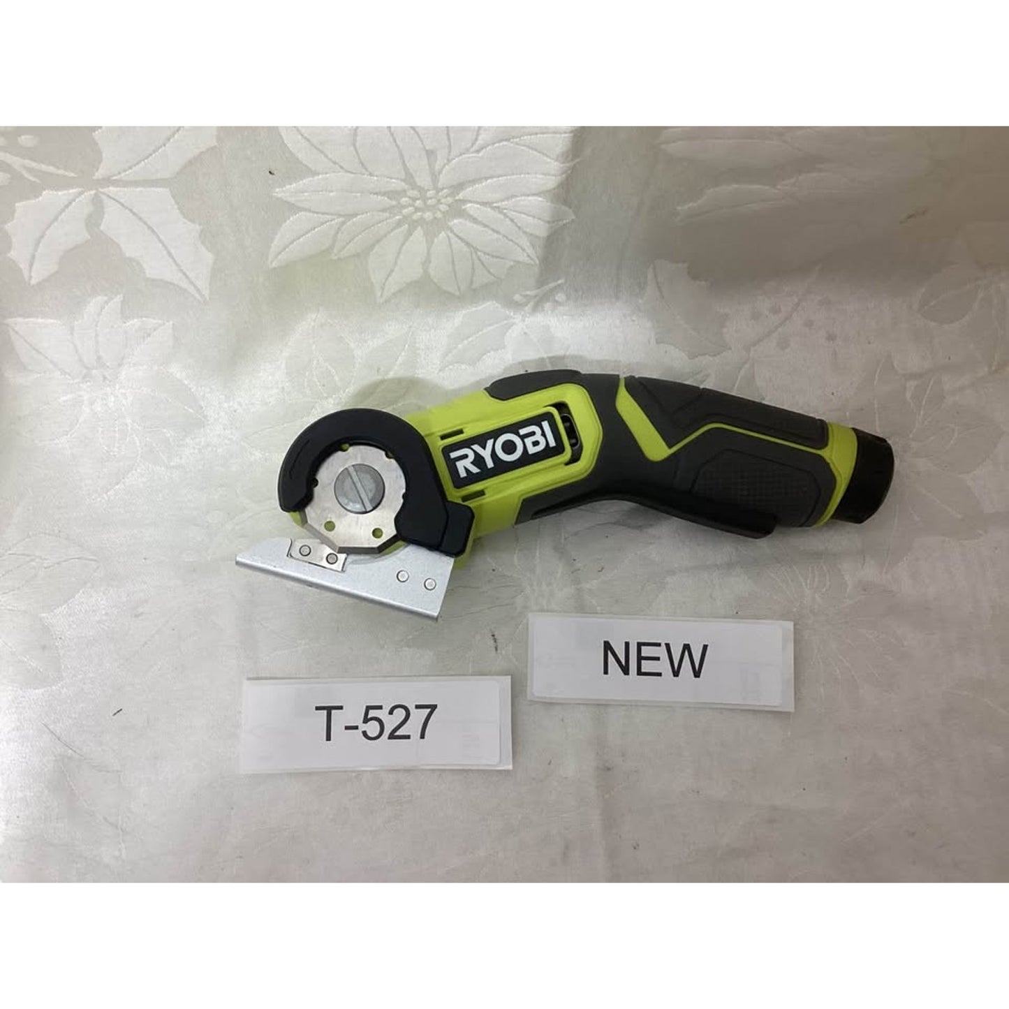 Ryobi 18V ONE+ Cordless Cut Tool P470 T-527