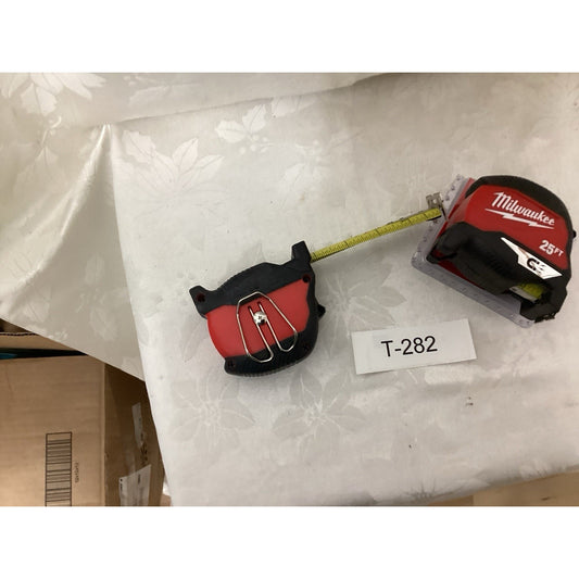 Milwaukee 25 ft Measuring Tape 2 Pack Retractable Belt Clip Red/Black T-282
