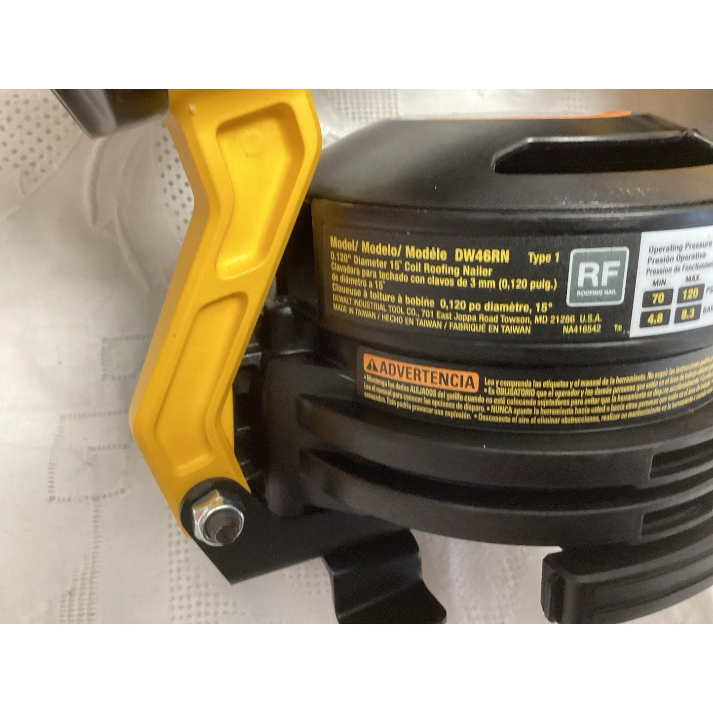 DEWALT DCN45RN 18V XR Cordless Roofing Coil Nail Gun T-390