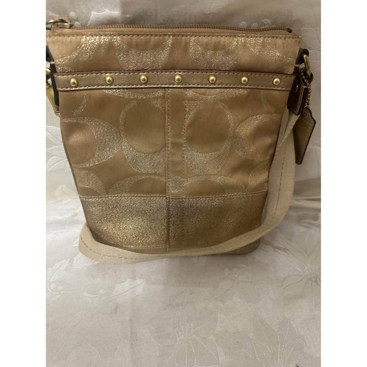 Pre-loved Coach Gold Signature C Crossbody Bag. B-317